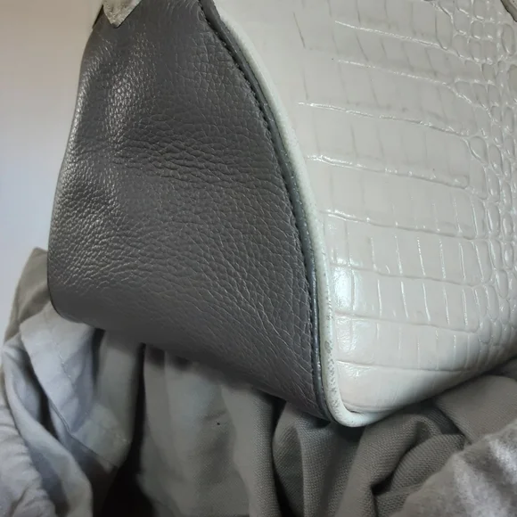 BRAHMIN HUDSON CREAM/GRAY SATCHEL - Picture 13 of 13